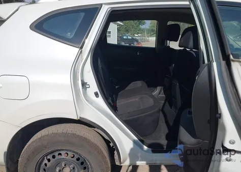 2015 Nissan Rogue Select S from USA, damaged, VIN JN8AS5MT5FW661274